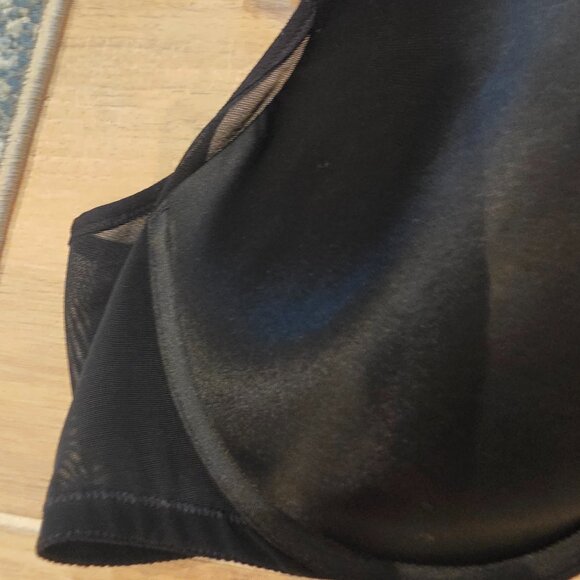 Warners Black Bra - Picture 3 of 6